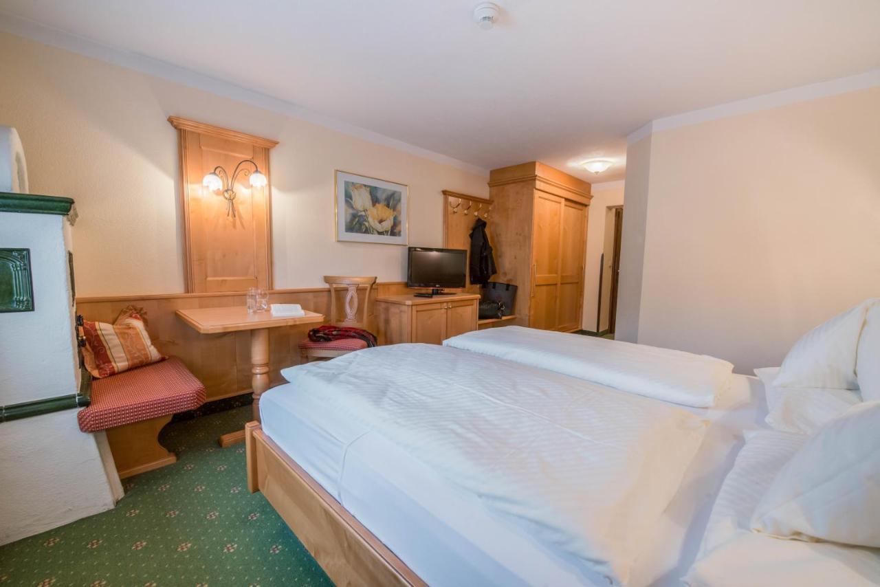 Hotel Riedl كوسن المظهر الخارجي الصورة